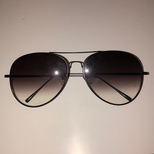 Very stylish aviators